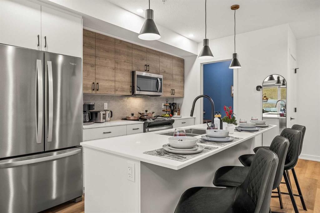 









1717


Mountain

Avenue, 103,
Canmore,




AB
T2W 2W1


