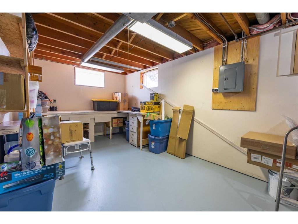 









138


Willow

Drive,
Hinton,




AB
T7V 1E3

