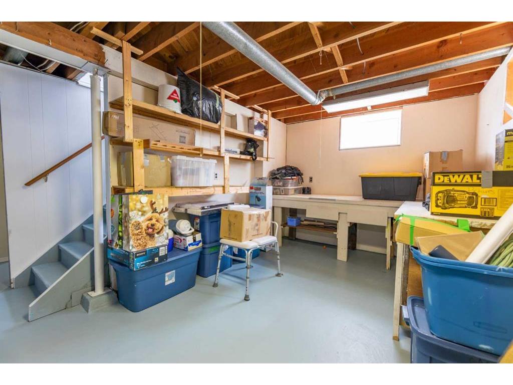









138


Willow

Drive,
Hinton,




AB
T7V 1E3

