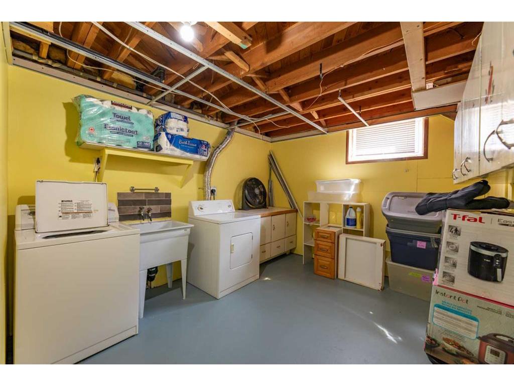 









138


Willow

Drive,
Hinton,




AB
T7V 1E3

