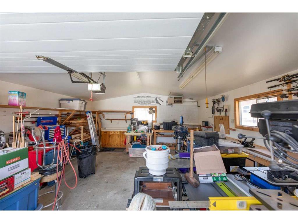 









138


Willow

Drive,
Hinton,




AB
T7V 1E3


