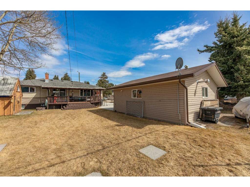









138


Willow

Drive,
Hinton,




AB
T7V 1E3

