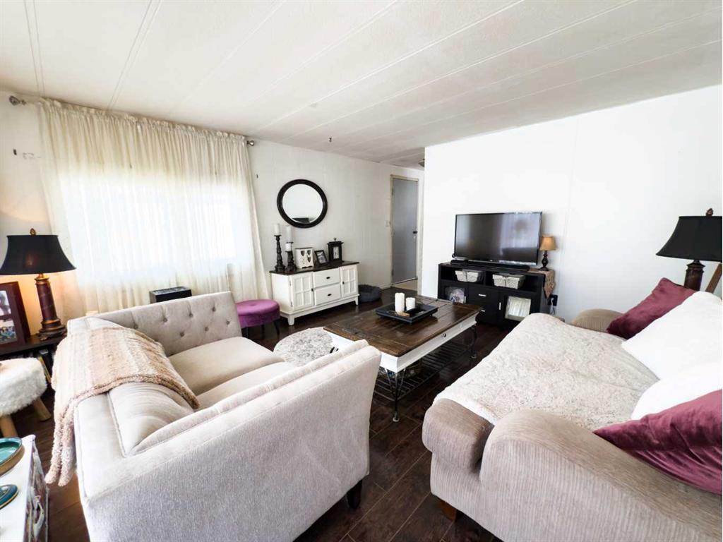 









133


Jarvis

Street, 279,
Hinton,




AB
T7V 1R6

