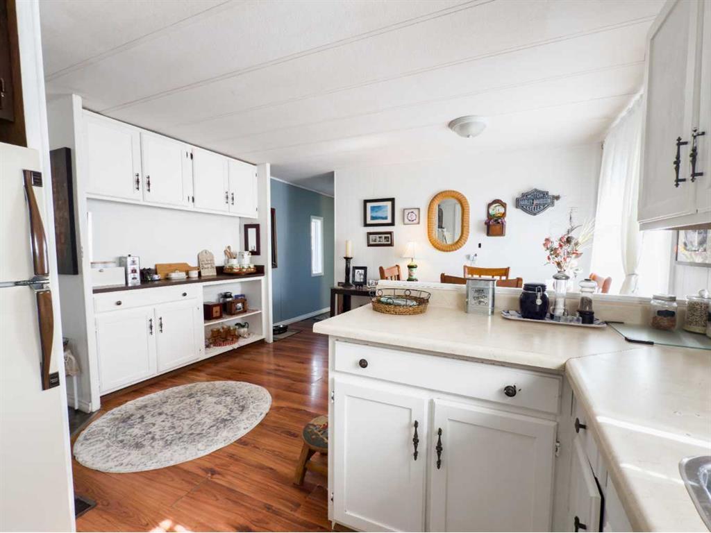 









133


Jarvis

Street, 279,
Hinton,




AB
T7V 1R6

