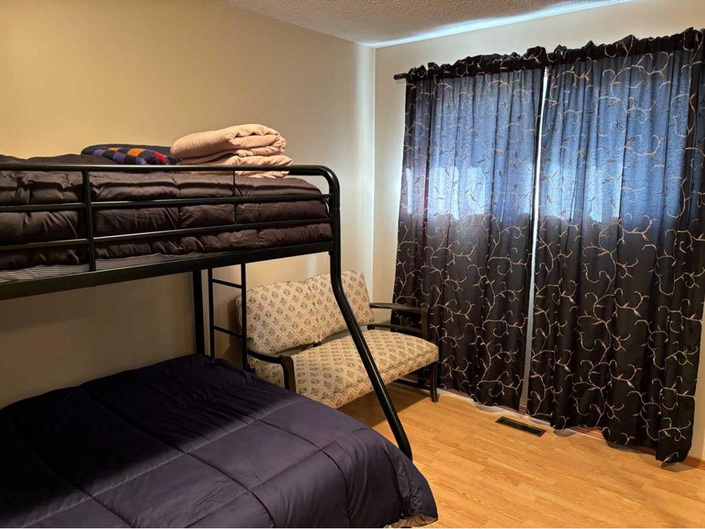 









720


Willow Drive

,
Sunset Beach,




AB
T9S 1C4

