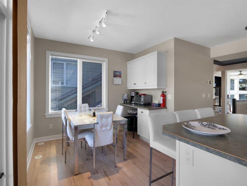 









13


Aspen

Glen, 117,
Canmore,




AB
T1W1A6

