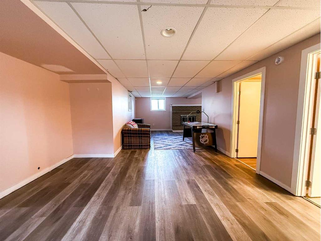 









133


Pembina

Avenue,
Hinton,




AB
T7V 1B7

