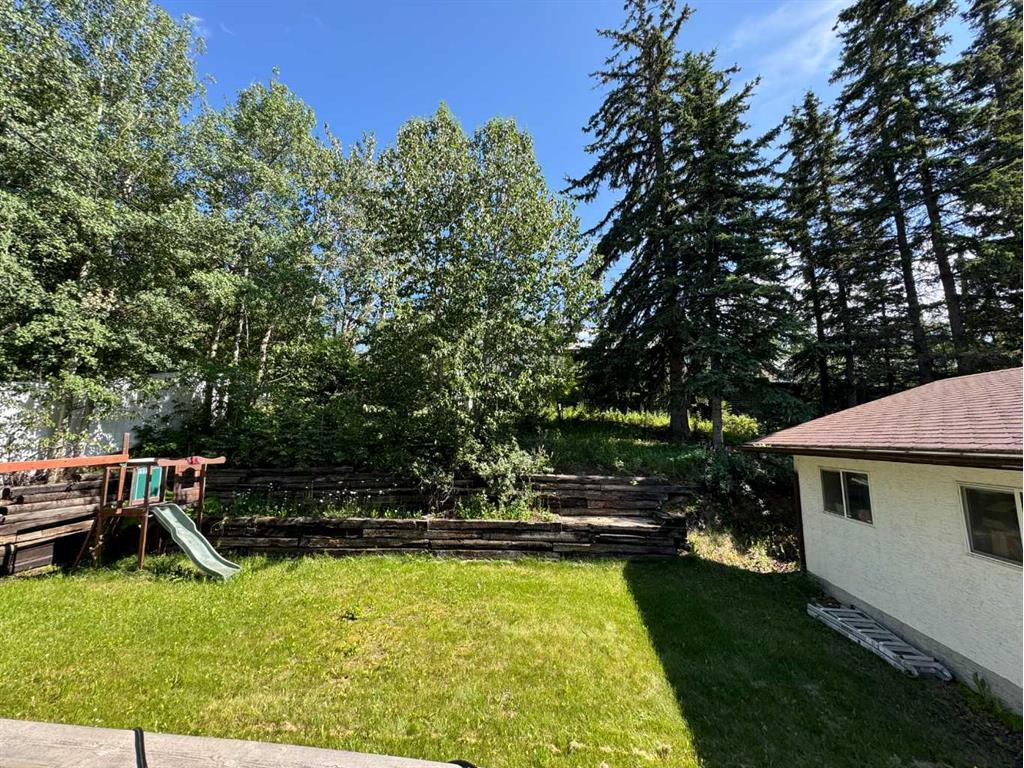 









133


Pembina

Avenue,
Hinton,




AB
T7V 1B7

