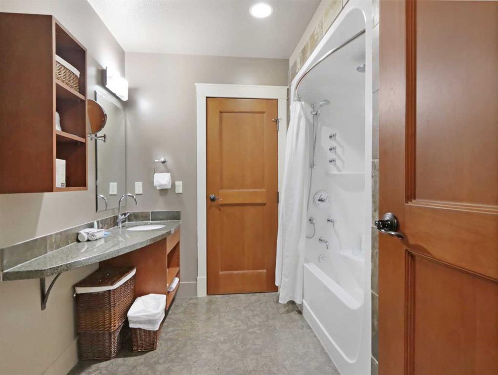 









191


Kananaskis

Way, 113,
Canmore,




AB
T1W0A2

