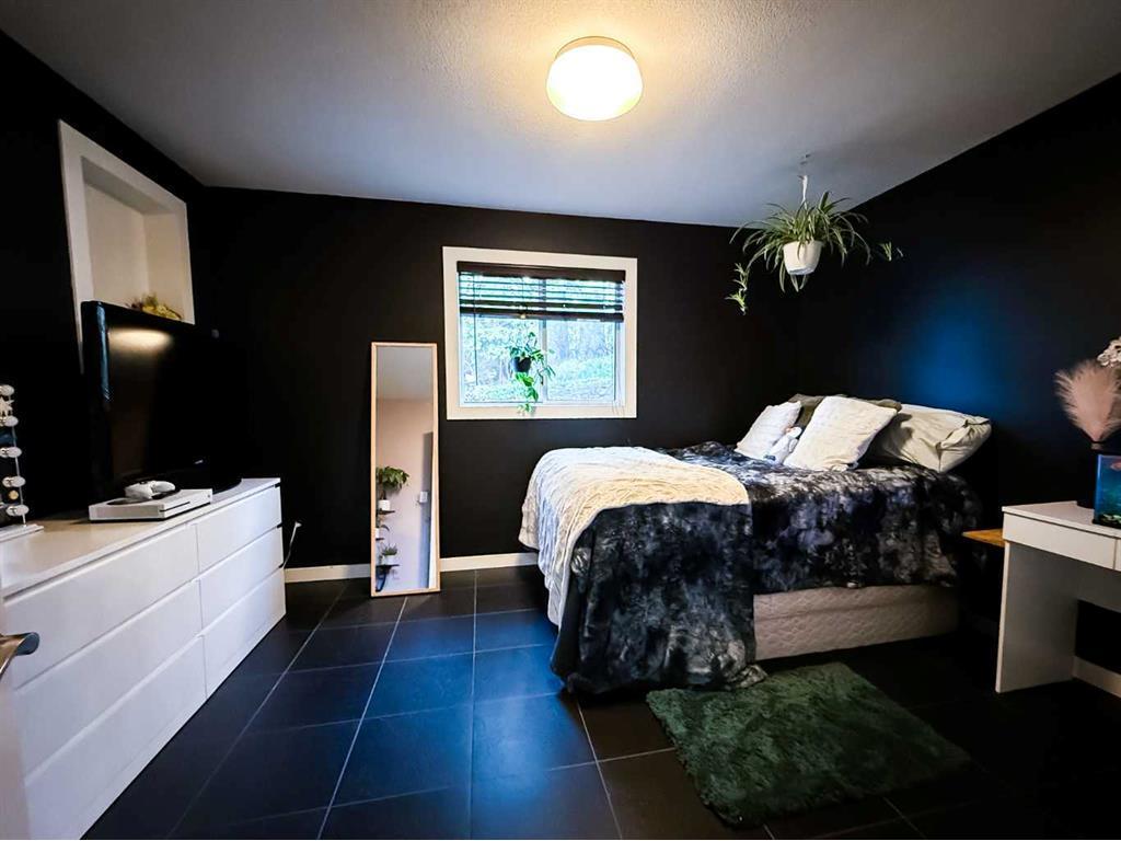 









204


Rispler

Way,
Hinton,




AB
T7V 1L8


