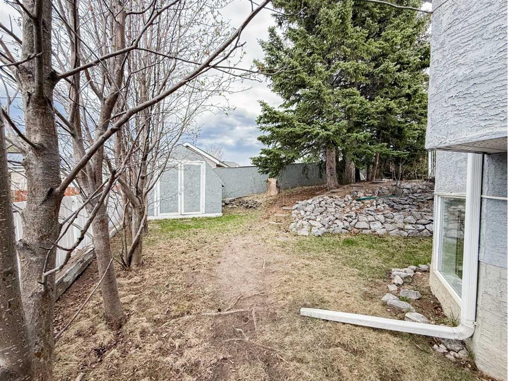 









204


Rispler

Way,
Hinton,




AB
T7V 1L8

