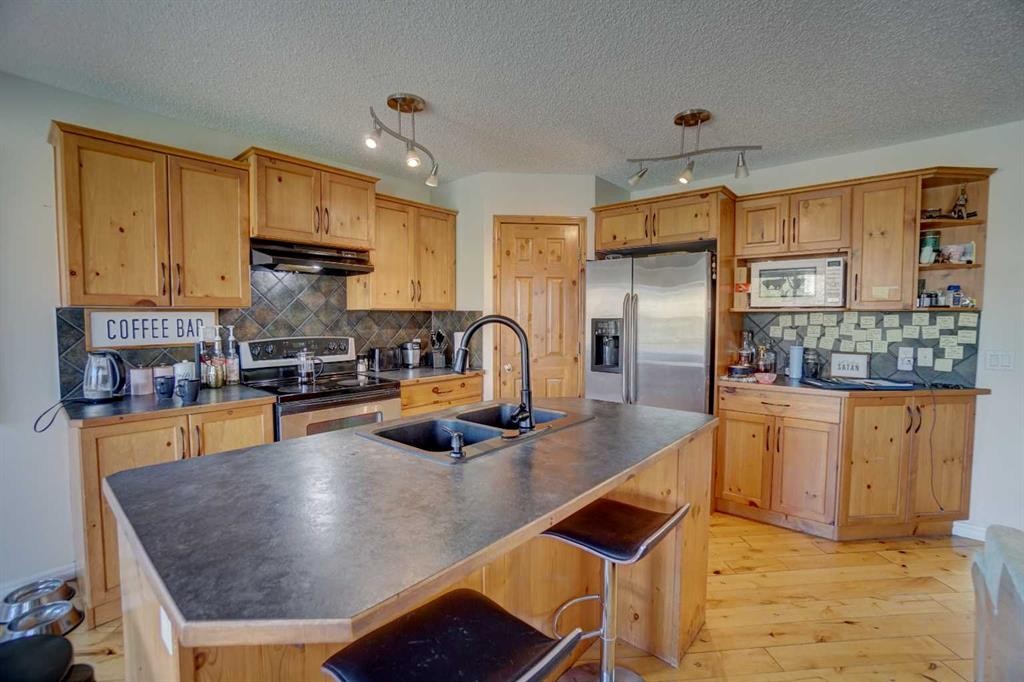 









70


Glensummit

Close,
Cochrane,




AB
T4C2K1

