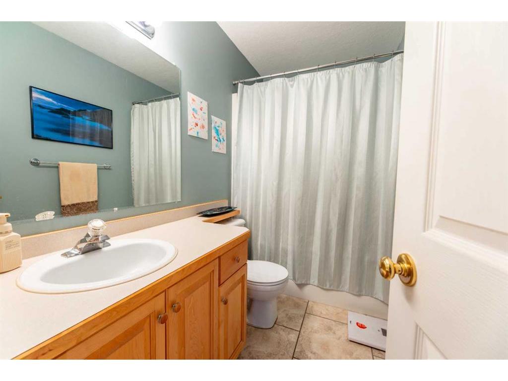 









119


Mackay

Crescent,
Hinton,




AB
T7V 2C8

