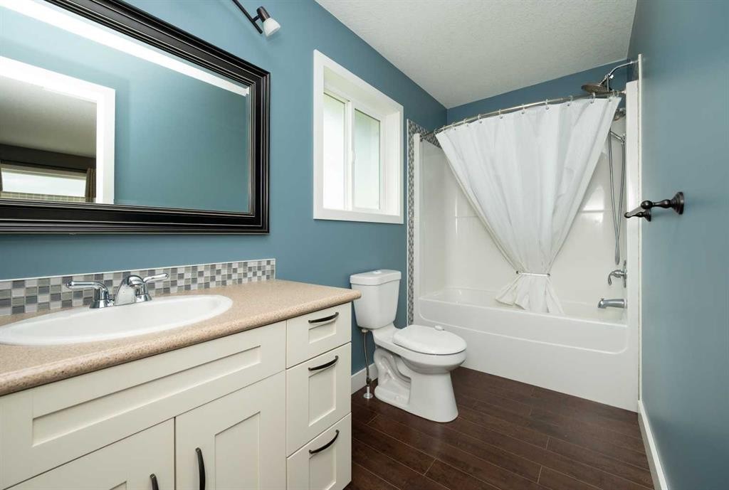 









28, 241044


Highway

Avenue,
Island Lake,




AB
T9S 2A6

