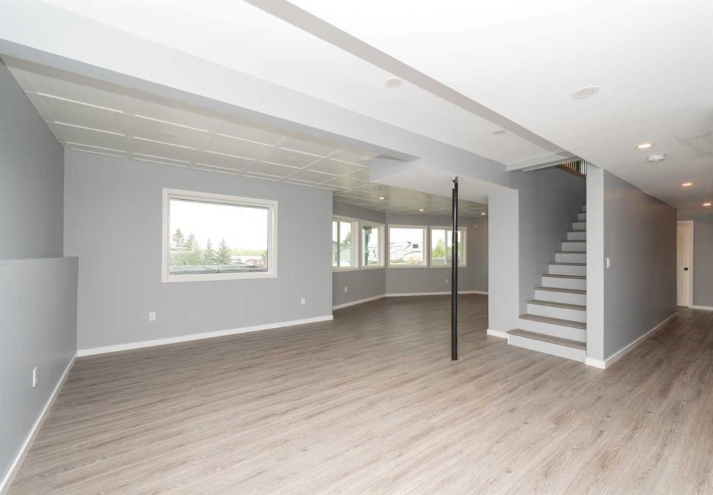 









28, 241044


Highway

Avenue,
Island Lake,




AB
T9S 2A6

