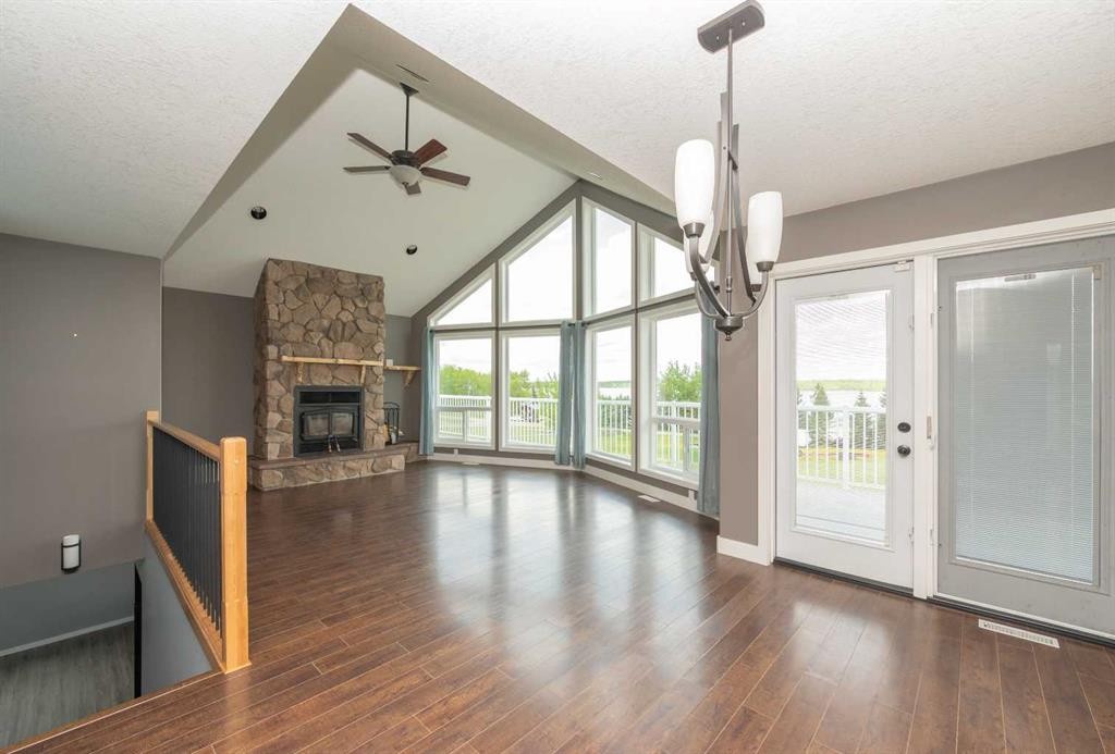 









28, 241044


Highway

Avenue,
Island Lake,




AB
T9S 2A6

