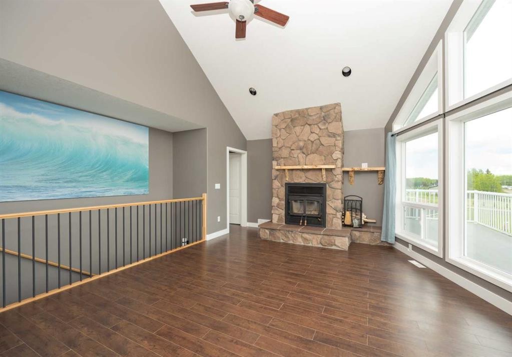 









28, 241044


Highway

Avenue,
Island Lake,




AB
T9S 2A6

