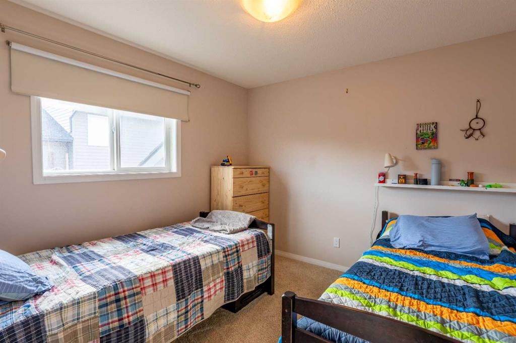 









126


Muldoon

Crescent,
Hinton,




AB
T7V 0A1


