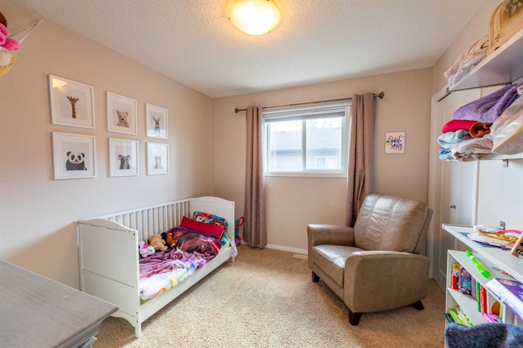 









126


Muldoon

Crescent,
Hinton,




AB
T7V 0A1

