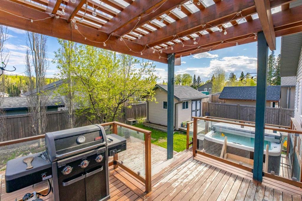 









126


Muldoon

Crescent,
Hinton,




AB
T7V 0A1

