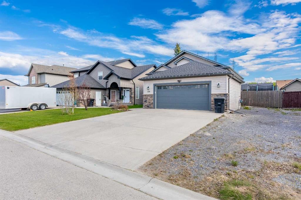 









126


Muldoon

Crescent,
Hinton,




AB
T7V 0A1

