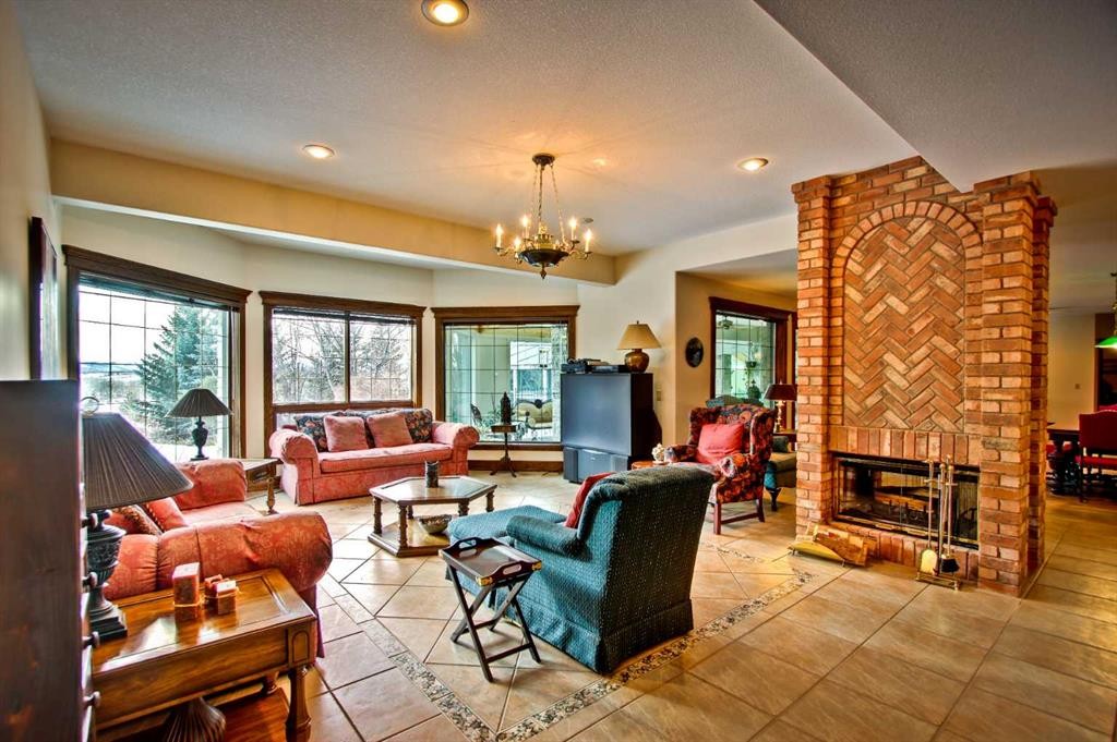 









60037


Township Road 263A

,
Rural Rocky View County,




AB
T4A 0N5

