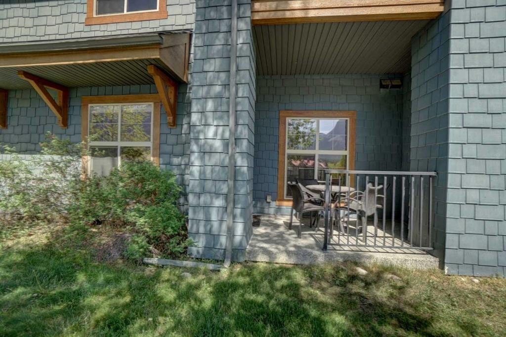 









1818


Mountain

Avenue, 106A,
Canmore,




AB
T1W 3M3

