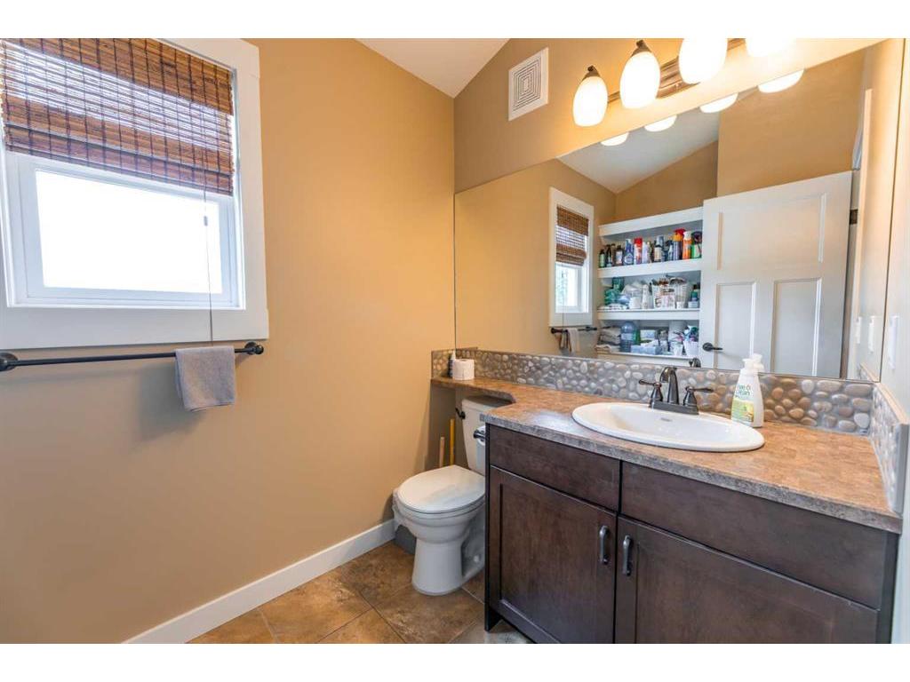 









114


Lupin

Way,
Hinton,




AB
T7V 0B2

