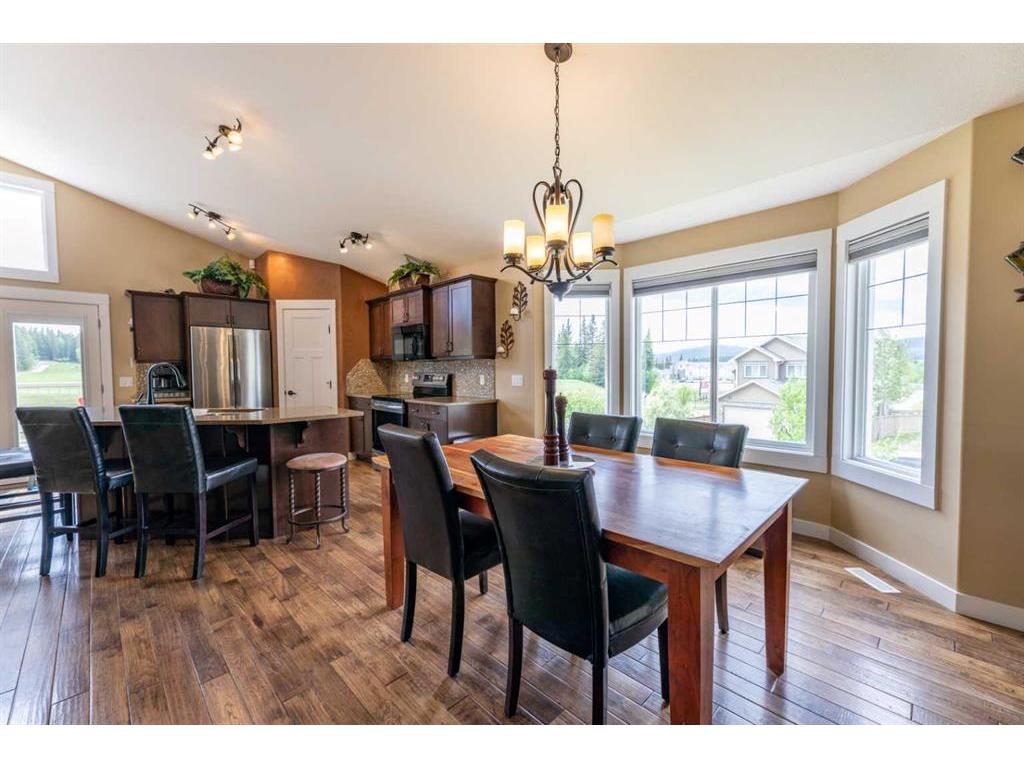 









114


Lupin

Way,
Hinton,




AB
T7V 0B2

