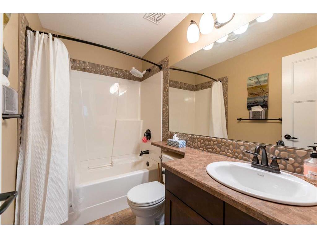 









114


Lupin

Way,
Hinton,




AB
T7V 0B2

