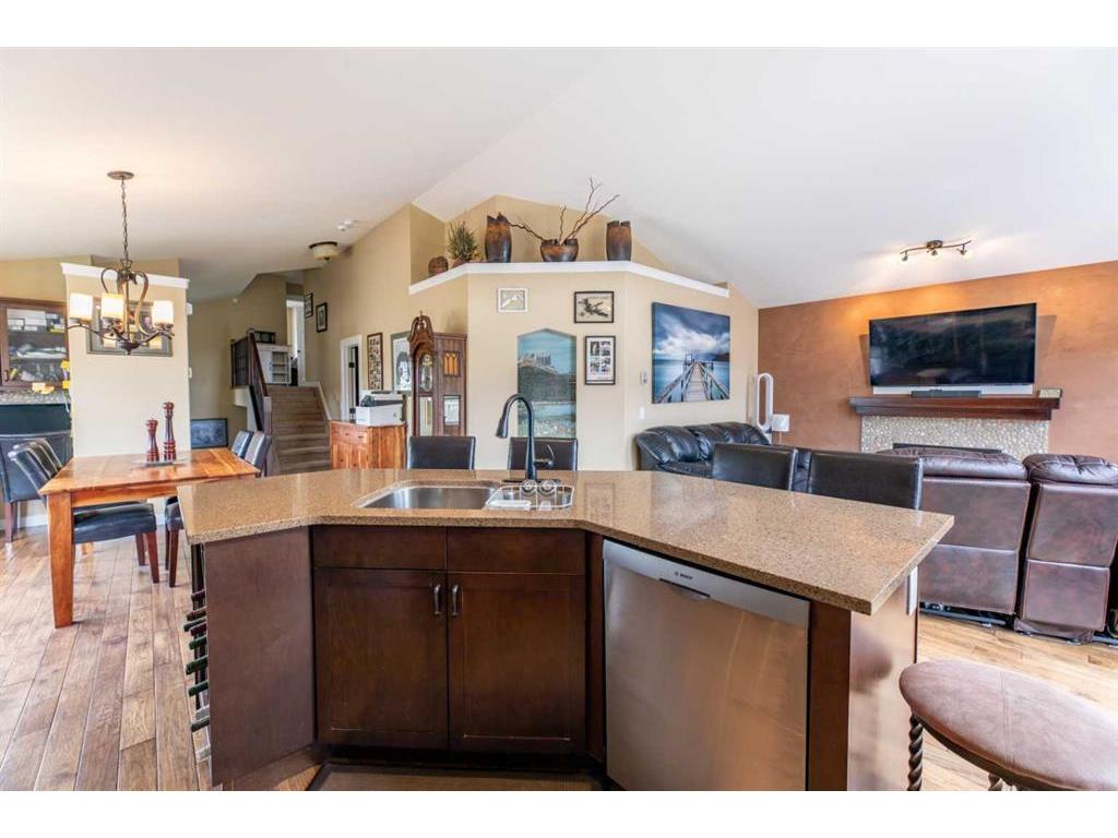 









114


Lupin

Way,
Hinton,




AB
T7V 0B2

