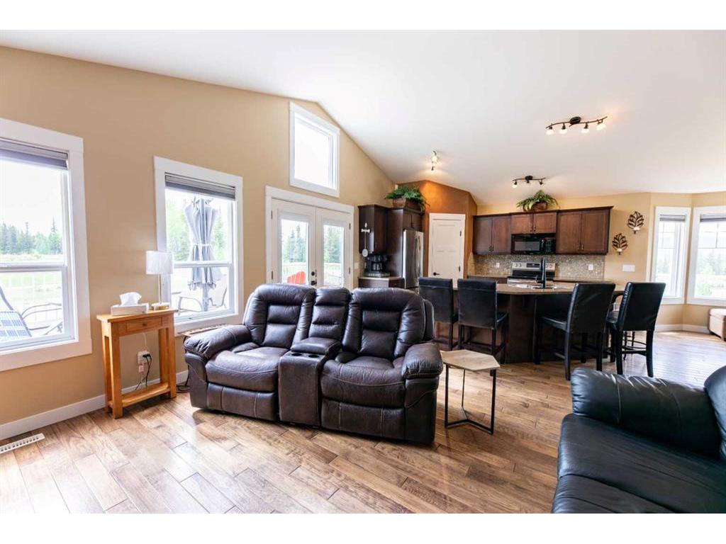 









114


Lupin

Way,
Hinton,




AB
T7V 0B2

