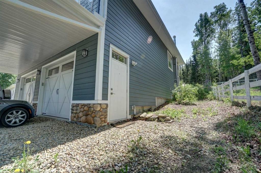 









50015


Township Road 282

Road,
Rural Rocky View County,




AB
T4C 2X3

