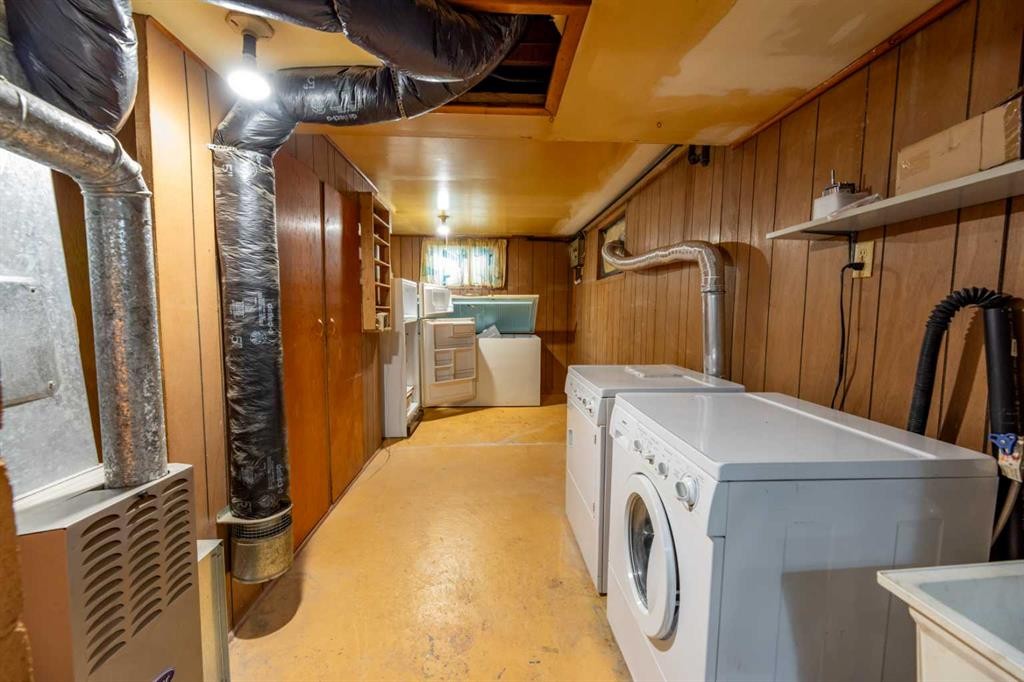 









117


Dorin

Drive,
Hinton,




AB
T7V 1B8

