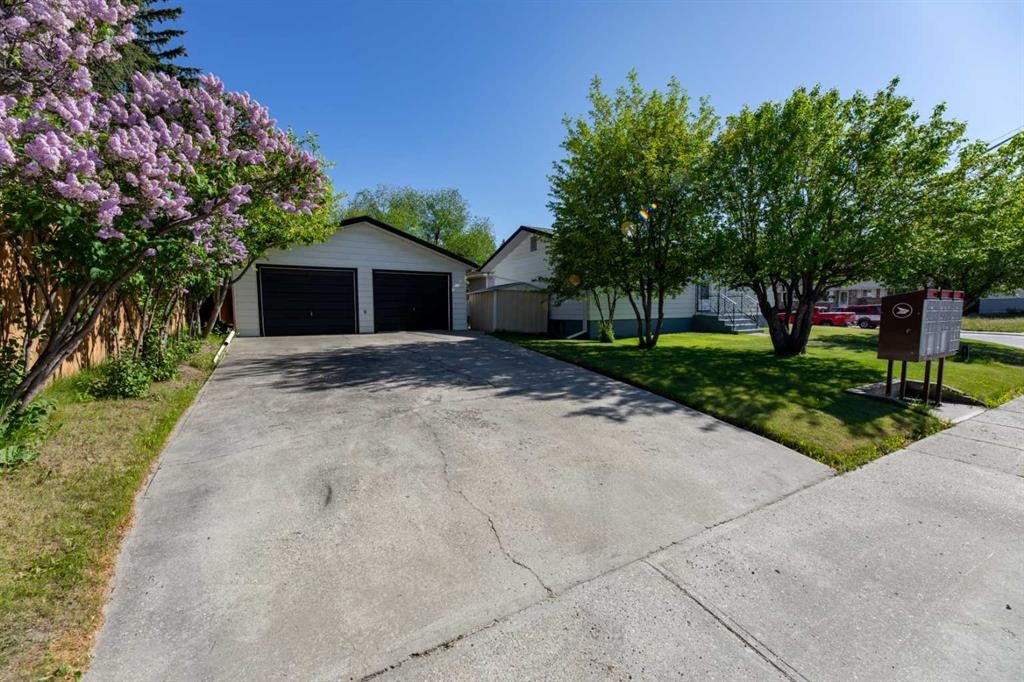 









117


Dorin

Drive,
Hinton,




AB
T7V 1B8

