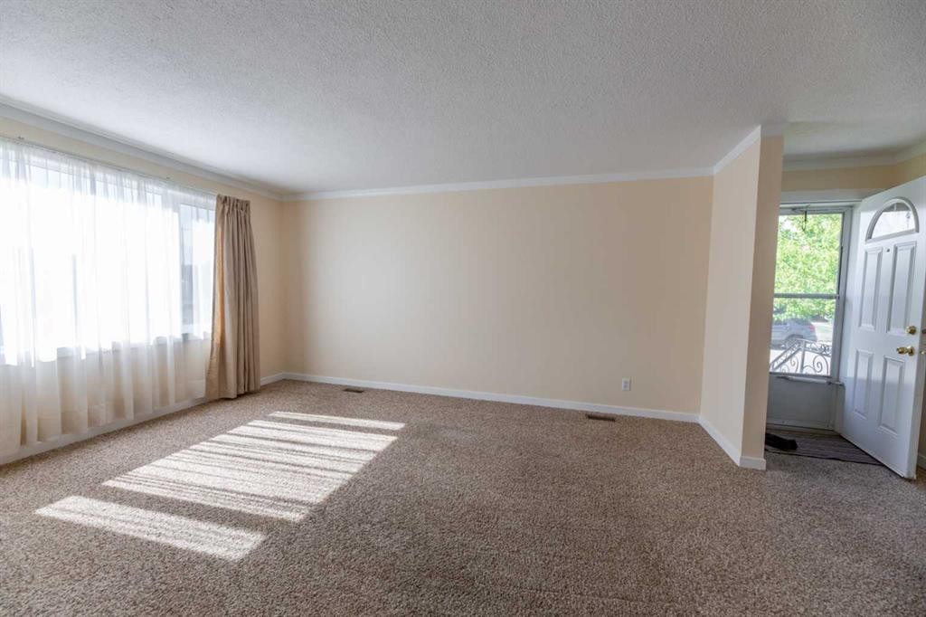 









117


Dorin

Drive,
Hinton,




AB
T7V 1B8


