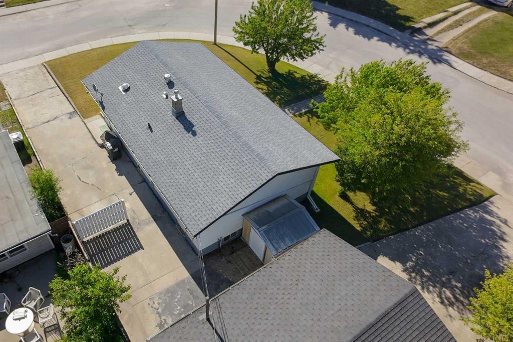 









117


Dorin

Drive,
Hinton,




AB
T7V 1B8

