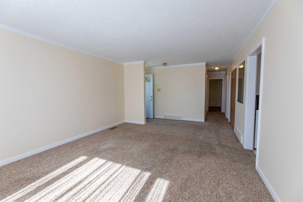 









117


Dorin

Drive,
Hinton,




AB
T7V 1B8


