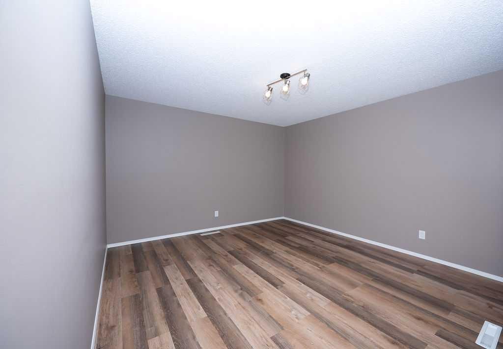 









5300


43

Avenue,
Athabasca,




AB
T9S 1J7

