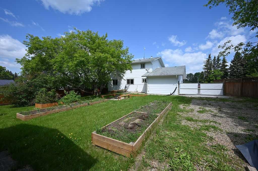 









5300


43

Avenue,
Athabasca,




AB
T9S 1J7

