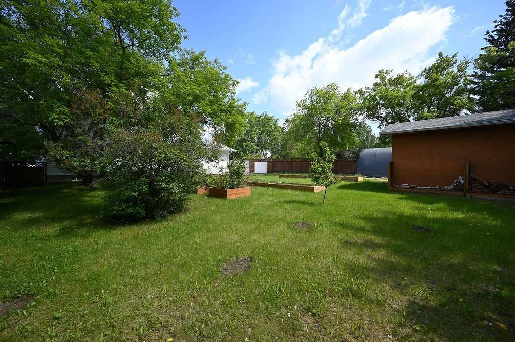 









5300


43

Avenue,
Athabasca,




AB
T9S 1J7

