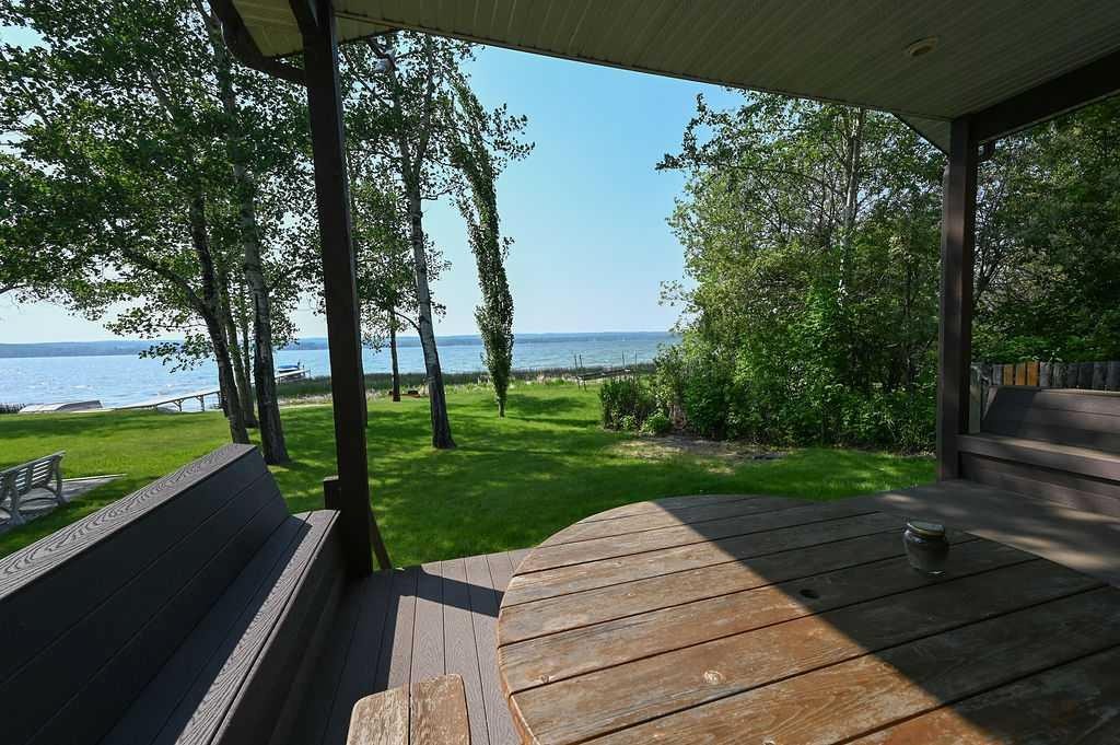 









313


Willow

Drive,
Sunset Beach,




AB
T9S 1R6


