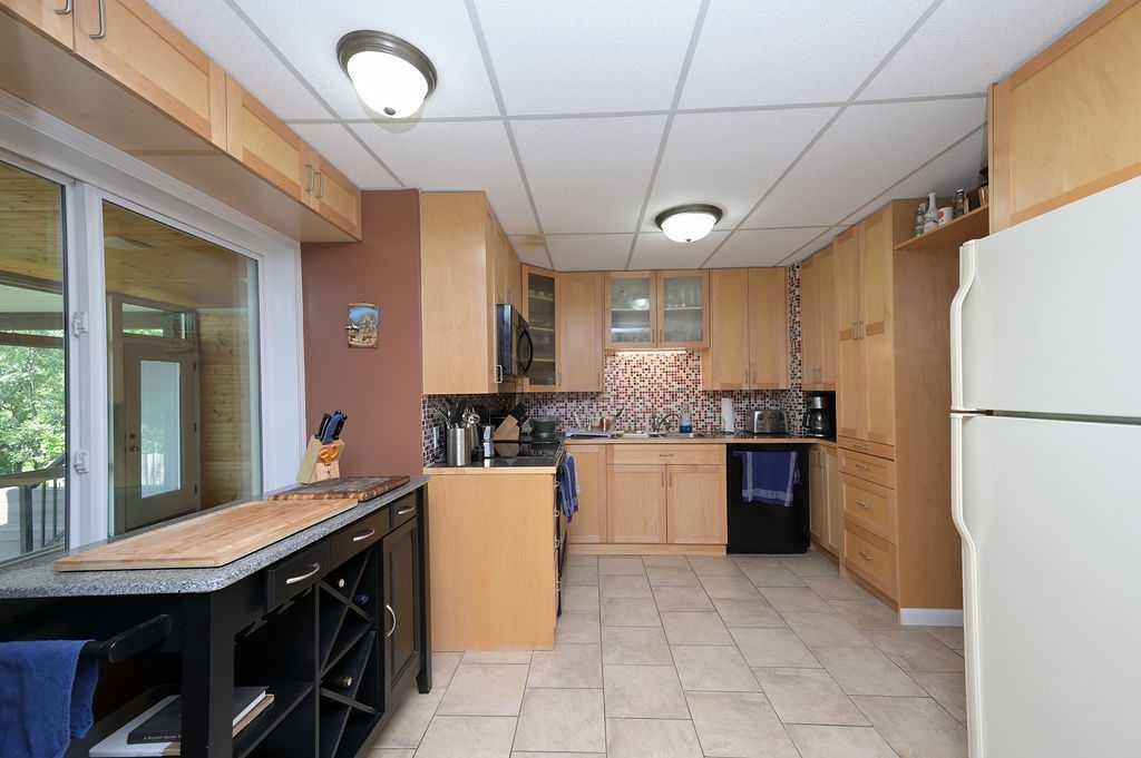 









313


Willow

Drive,
Sunset Beach,




AB
T9S 1R6

