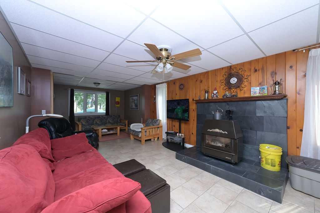 









313


Willow

Drive,
Sunset Beach,




AB
T9S 1R6

