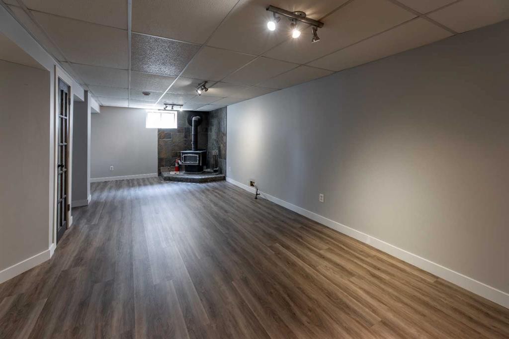 









115


Dorin

Drive,
Hinton,




AB
T7V 1B8

