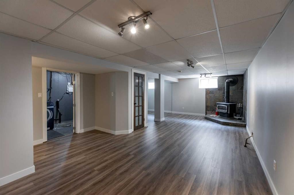 









115


Dorin

Drive,
Hinton,




AB
T7V 1B8

