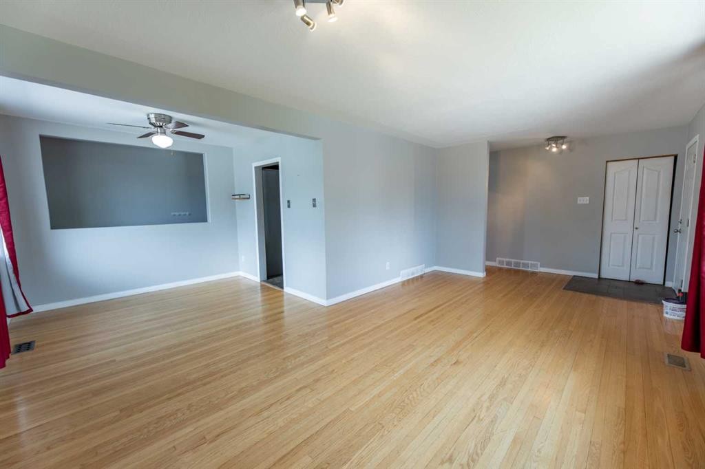 









115


Dorin

Drive,
Hinton,




AB
T7V 1B8

