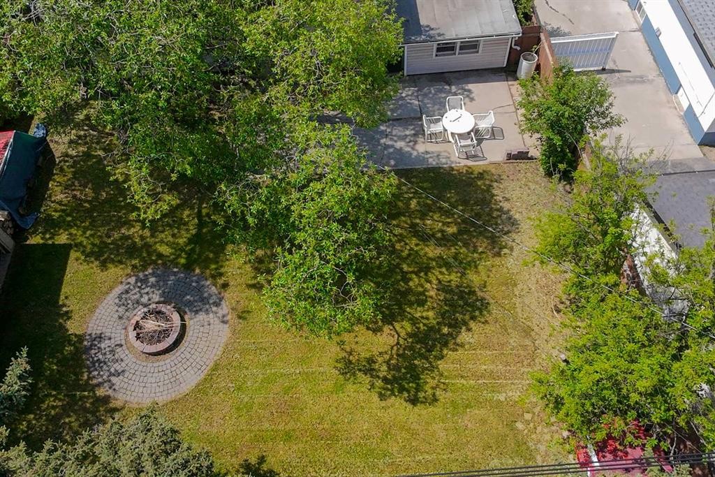 









115


Dorin

Drive,
Hinton,




AB
T7V 1B8

