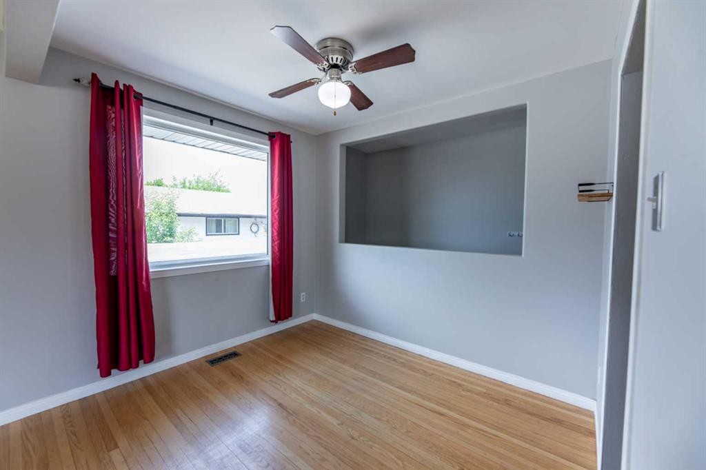 









115


Dorin

Drive,
Hinton,




AB
T7V 1B8

