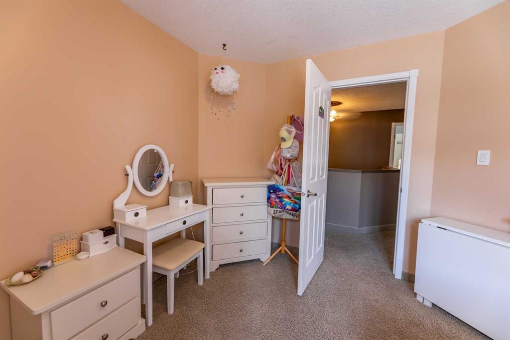 









191


McArdell

Drive,
Hinton,




AB
T7V 1Z2

